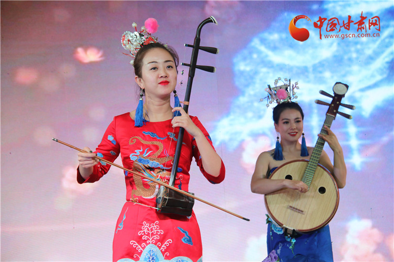 福利來了！蘭州市跨年歡樂購(gòu)物季正式啟動(dòng) 各大商場(chǎng)優(yōu)惠多多（圖）