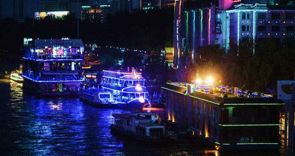 觀黃河夜景享音樂(lè)盛會(huì) 這三條旅游專(zhuān)線(xiàn)開(kāi)通啦