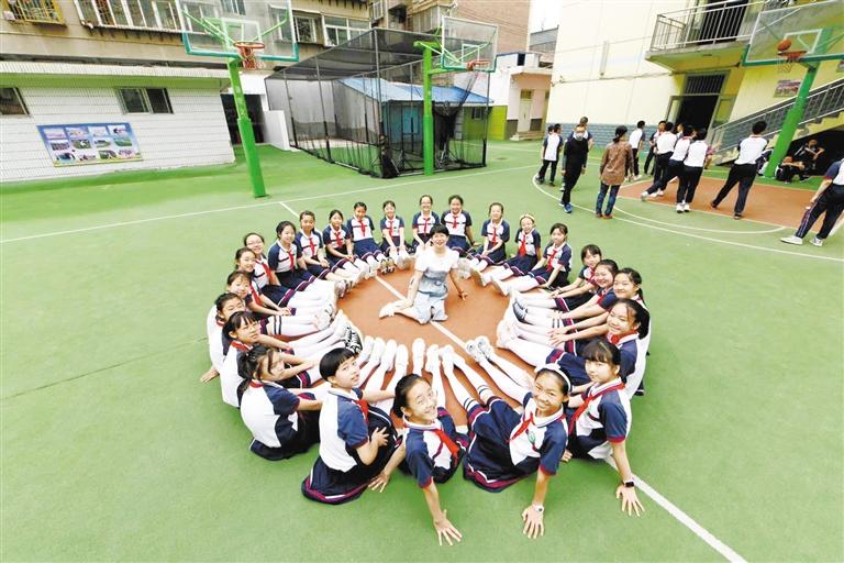 我們畢業(yè)啦！