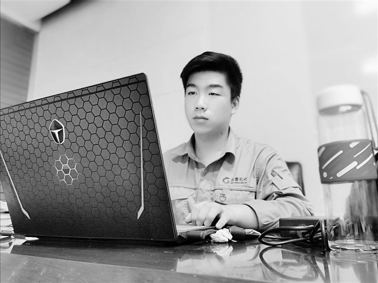 總書記的話兒記心間丨還沒畢業(yè)，工作就落實(shí)了!