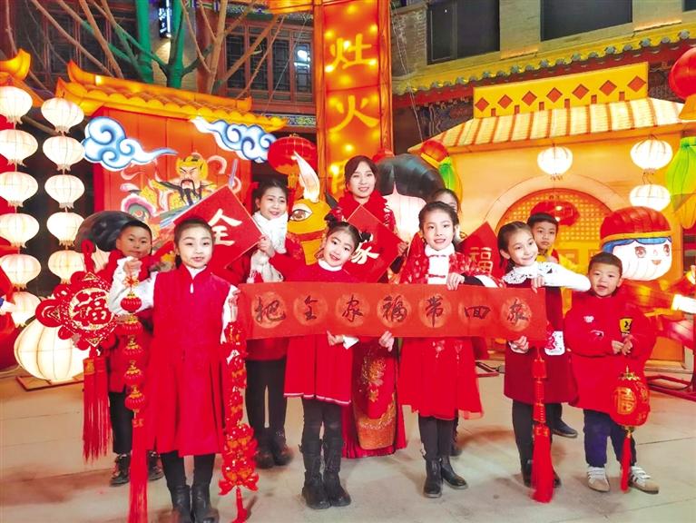 原創(chuàng)音樂電視《全家福》向蘭州市人民拜年！