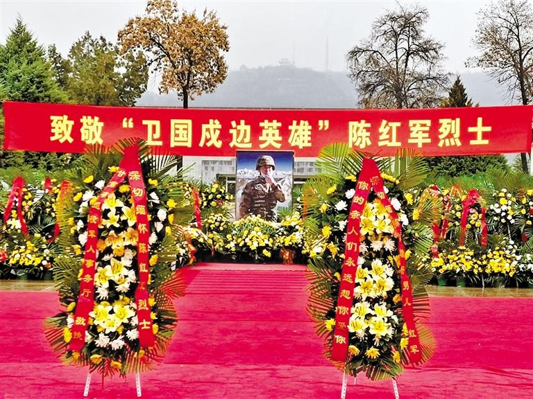 又是一年清明時(shí) 金城嗚咽祭英魂 “紅軍，我們看你來(lái)了！”