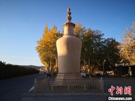 圖為2020年11月，沐浴在晨光中的莫高窟道士塔。(資料圖) 馮志軍 攝