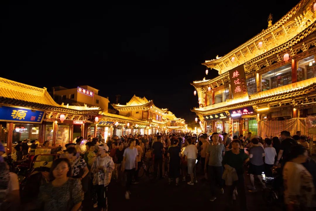 古風(fēng)、華美、浪漫、美味……現(xiàn)實版“清明上河圖”，就在這里！