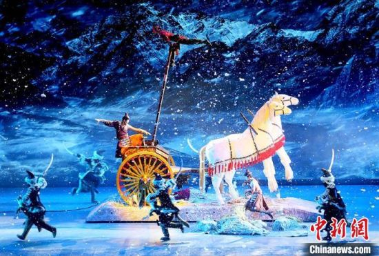 圖為《天下雄關(guān)》演出劇照。　高展 攝