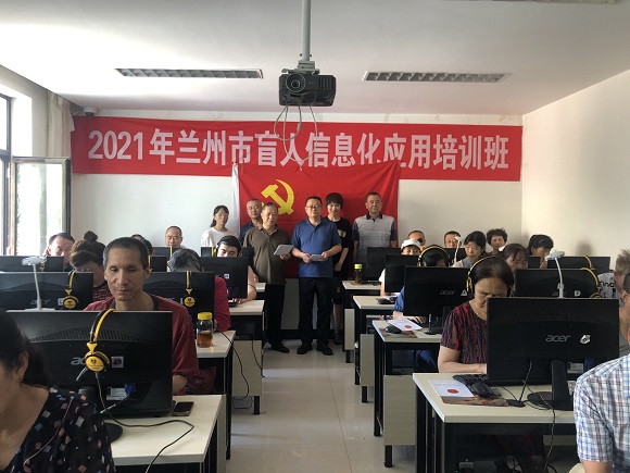 維權(quán)處黨支部開展“法律宣傳進(jìn)學(xué)校”志愿者服務(wù)活動(dòng)