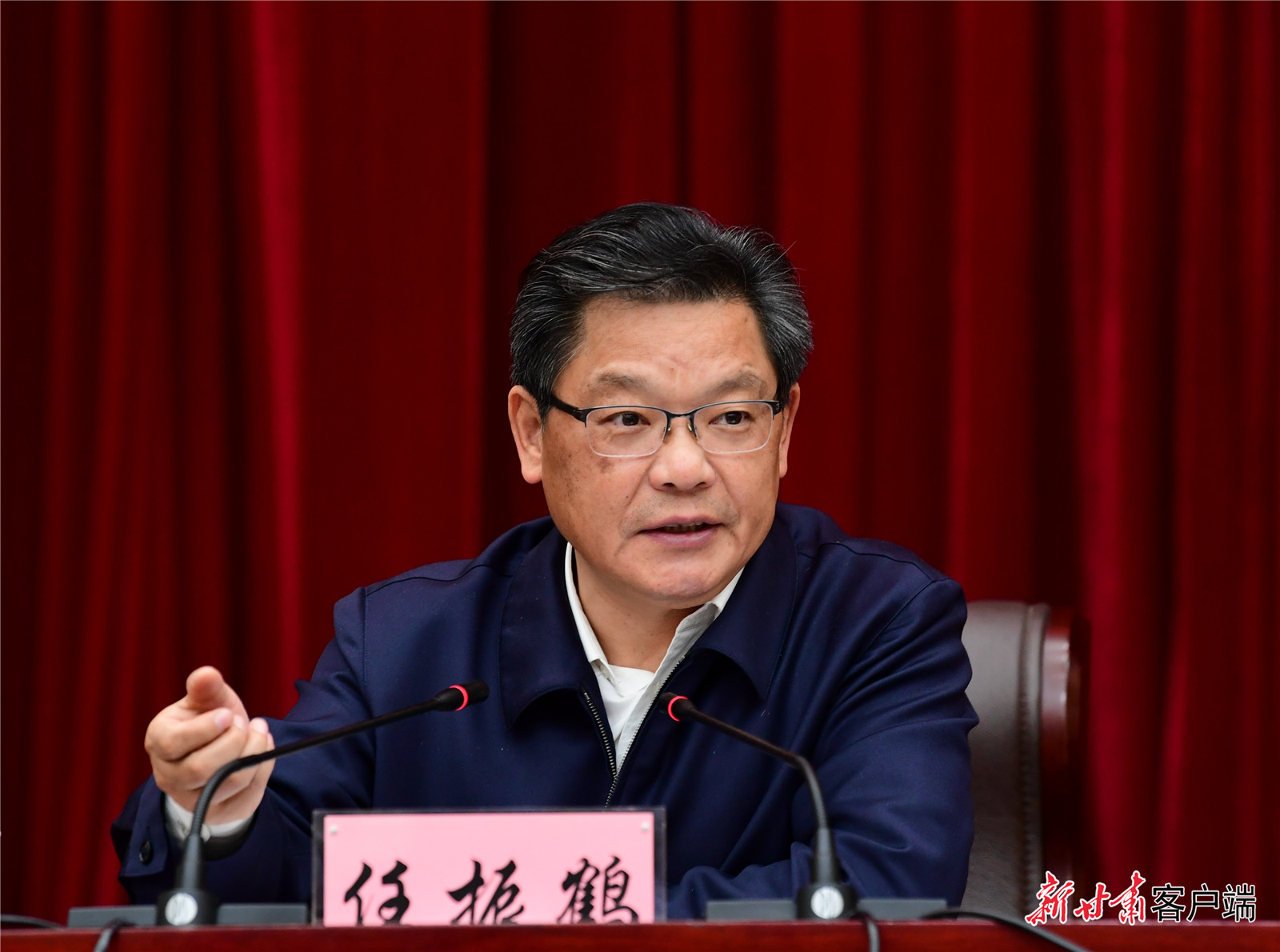 任振鶴在全省新型城鎮(zhèn)化工作推進(jìn)會議上強(qiáng)調(diào)：凝心聚力抓落實(shí)、蹄疾步穩(wěn)向前進(jìn)，奮力推進(jìn)新型城鎮(zhèn)化建設(shè)再上新臺階