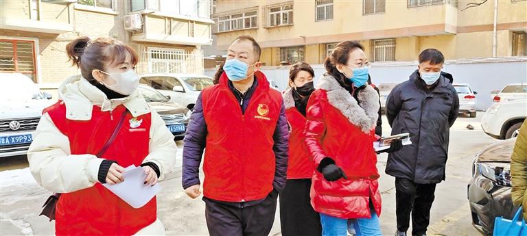 【新春走基層】解決雞毛蒜皮 感受社區(qū)“微幸?！?>
        </a><em>【新春走基層】解決雞毛蒜皮 感受社區(qū)“微幸?！?/em></li>
    <li><a  target=