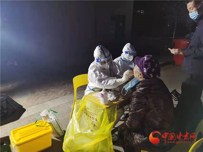 專家詳解新版新冠診療方案：為何輕型病例可以不住院了？