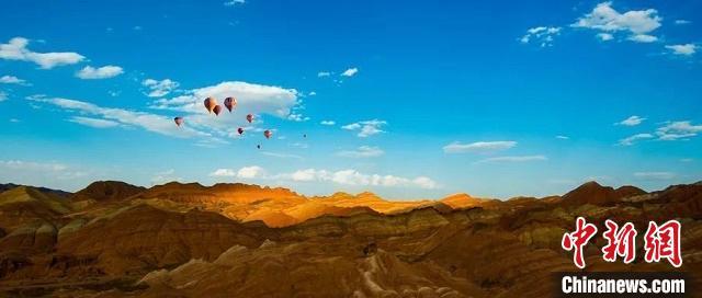 圖為“中國(guó)最美丹霞”甘肅張掖市七彩丹霞。(資料圖) 甘肅省文化和旅游廳供圖